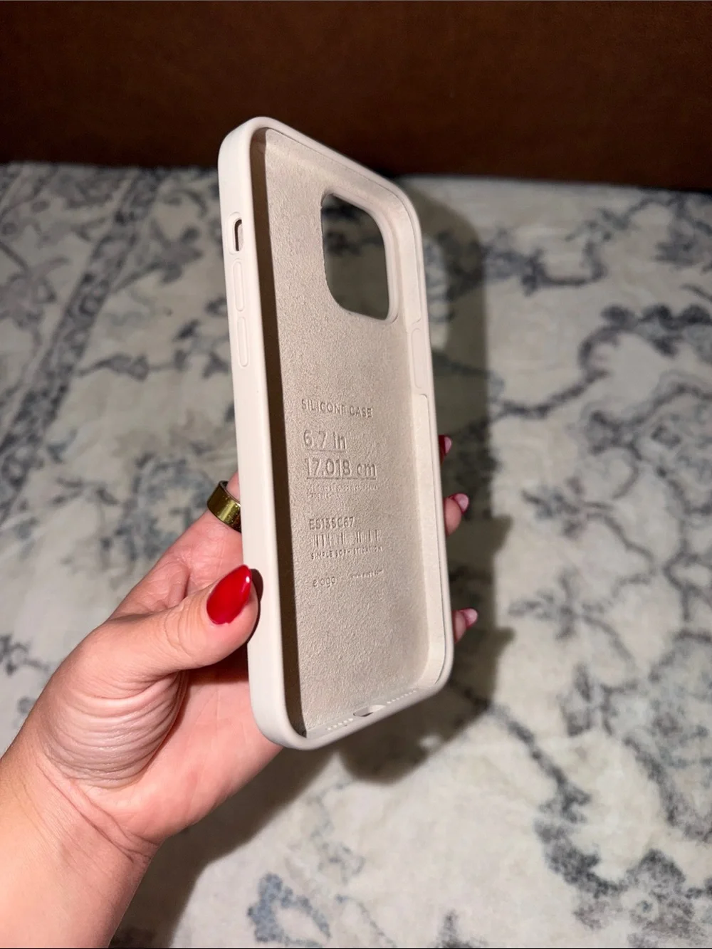 Neutral Beige Silicone iPhone 15 Pro Max Case